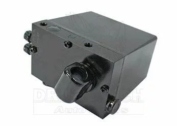 BOMBA HIDR CABINA 93P,113,143R - DT